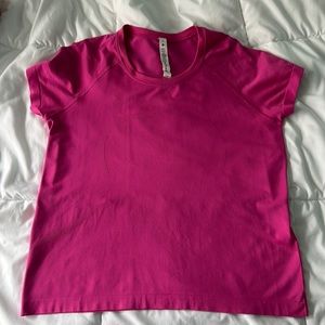 Lululemon Swiftly Tech Short-Sleeve Shirt 2.0 - size 12